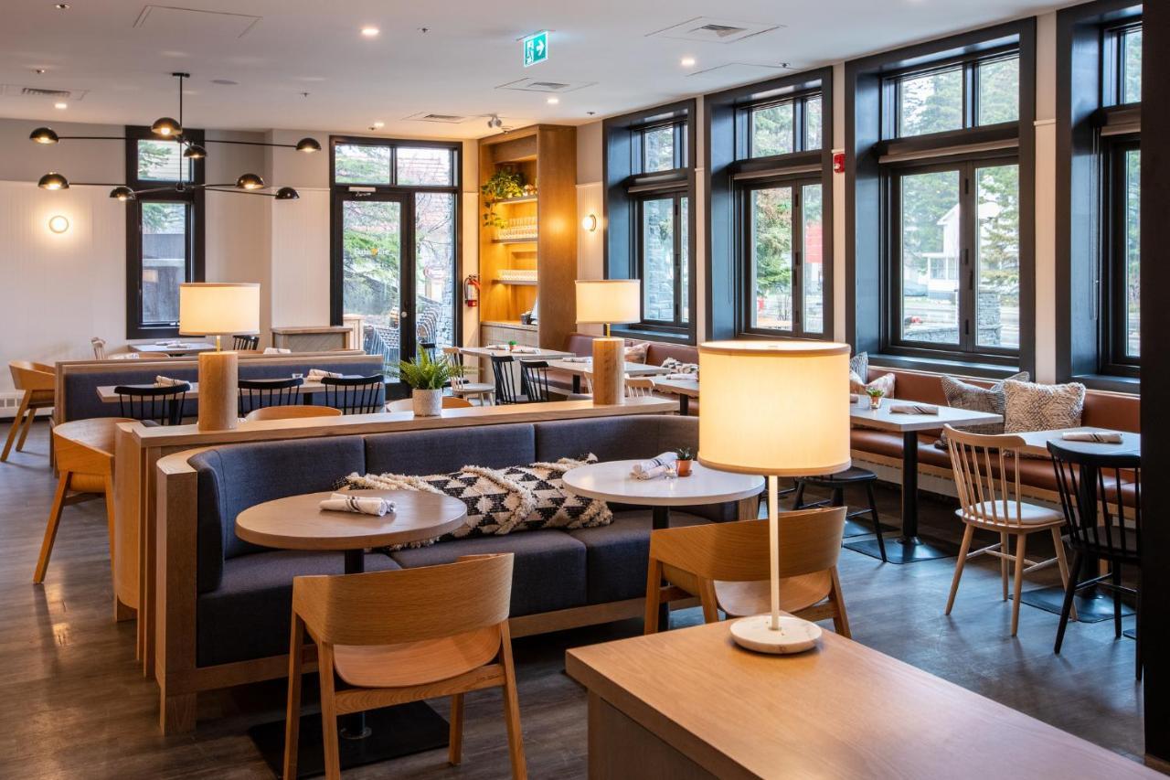Elk + Avenue Hotel Banff
