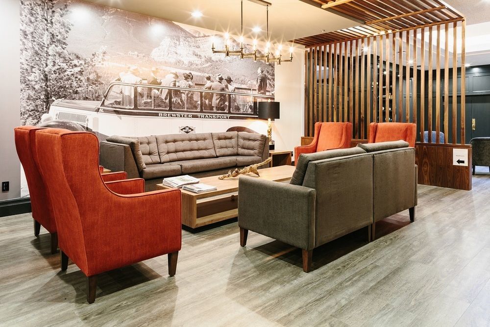 Elk + Avenue Hotel Banff